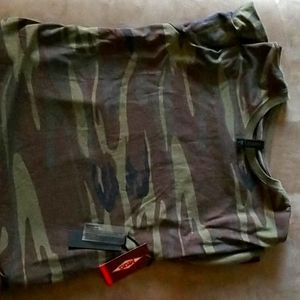 Mens Large Camo T shirt